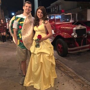 Taco Bell Costume (Couples Costumes)